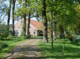 De Hiddinghhoeve, hotel perto de Westerwolde Golf, Onstwedde