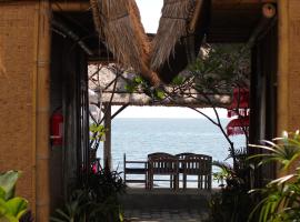 Beachouse Lovina、ロビナのホテル