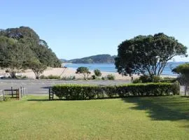 Hot Water Beach Cottage、Hotwater Beachのバンガロー
