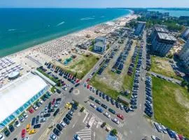 Summerland Mamaia