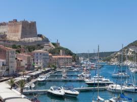 Les Appartements du Port, apartament cu servicii hoteliere din Bonifacio