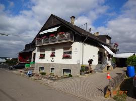 Ferienwohnungen Stollhof, cheap hotel in Mehring