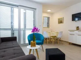 Cara Apartments