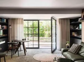Loft Living Garden Suite