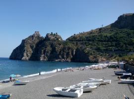 B&B Villa Carmen: SantʼAlessio Siculo'da bir otel