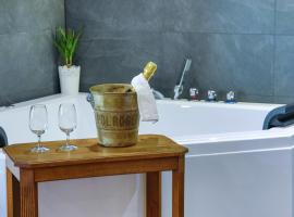 Suites Residences Spa: Colmar'da bir spa oteli