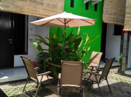 Titan's Greenhouse, hotel en Banyuwangi