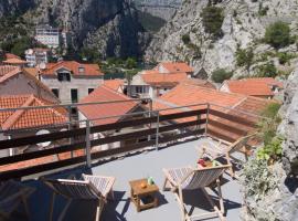 Hostel Omiš, hotel v Omiši