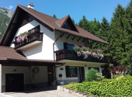 Homestay Ostan, habitación en casa particular en Bovec