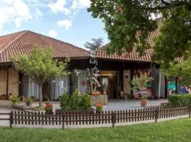 Motel Stari Hrast