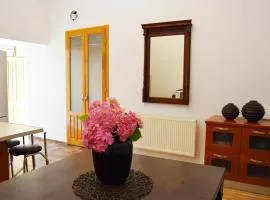 Contessa Central Apartment