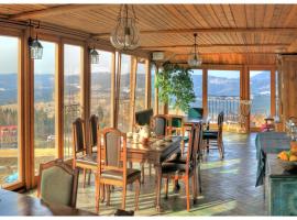 Dom Na Rozceściu，位于科尼亚库夫的酒店