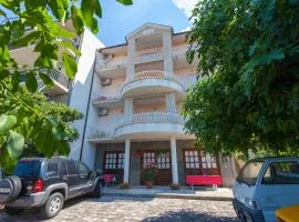 Apartment Ana