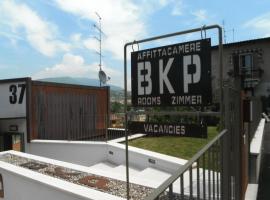 Bikapi, bed & breakfast a Garda