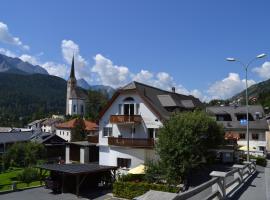 Hotel Restaurant GABRIEL, hotel in Scuol