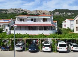Apartments Sersic Baska, hotel in Baška