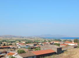 Andreas Studios, hotel with parking in Romanón