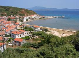Apartmani Dujo, hotel v destinaci Susak