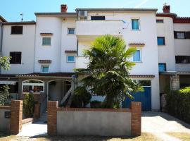 Guesthouse ROCK & ROLL, guest house in Rovinj
