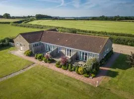 Harleys Court Self catering holiday cottages