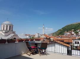 Guesthouse Hotel My Home, hotell i Prizren