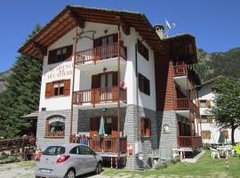 Residence Delapierre, hotel en Gressoney-Saint-Jean