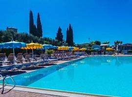 Camping Serenella, kamp u gradu Bardolino