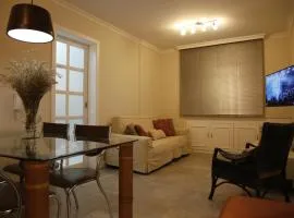 Apartamento central, novo e com garagem em Curitiba