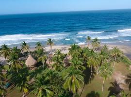 Ecolodge Playa Brava Teyumakke、Calabazoのグランピング施設