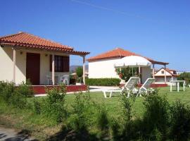 Beach Bungalows, apartamento em Kypseli