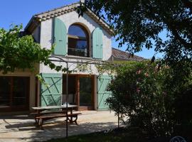 Holiday Home in Les Vans, hotel v destinaci Les Vans