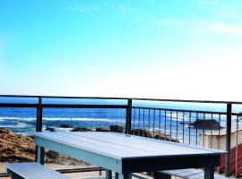 Abalone Self-Catering, hotell med parkering i Lambertʼs Bay