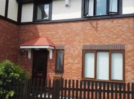 RICHFLO Holiday Rentals, hotel near National Speedway Stadium, Manchester