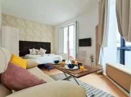 Hostly Acetres 1A loft in city center, comunal terrace, fibre,parking optional