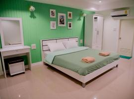 UJ apartment, hotell i Bangsaen