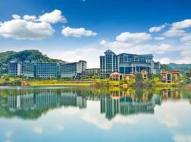 Mels Weldon Evergreen Lake Hotel Heyuan, hotel with parking in Heyuan