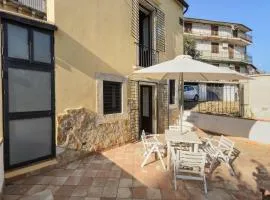 Noto Garden Holiday Home