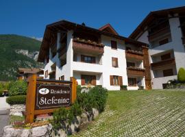 Residence Stefenine, hotel v destinaci Molveno