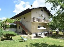Spacious Stay in Historic Knin