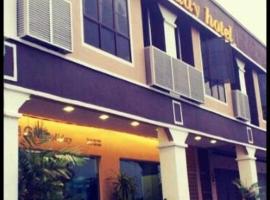 GM Holiday Hotel, hotel di Lumut
