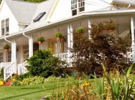 Mount Battie Inn