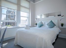 The Mount Rooms, hotel near Cardiff Airport - CWL, 