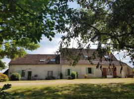Chambres d'hotes le Matou Roux, holiday rental in Isle-et-Bardais