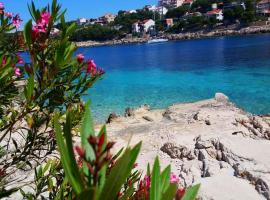 Apartments Petrovic, Hotel in Primošten