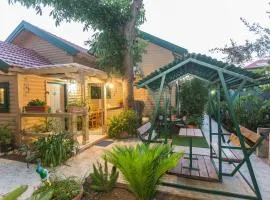 Leyad Hashmura Lodging