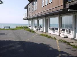 Motel Rive Du Lac、Saint-Zotiqueのモーテル