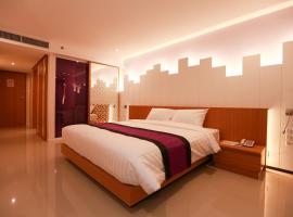 The Whisper Hotel, hotel a 3 stelle a Centro di Pattaya