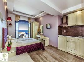 Frini Studios, hotel u gradu Plomarion