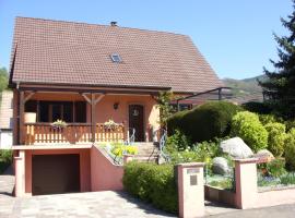 Marcia Donatti - A l'Ombre des Coteaux Sao Paulo, guest house in Kaysersberg