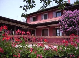 L' Arnia، فندق في Ome